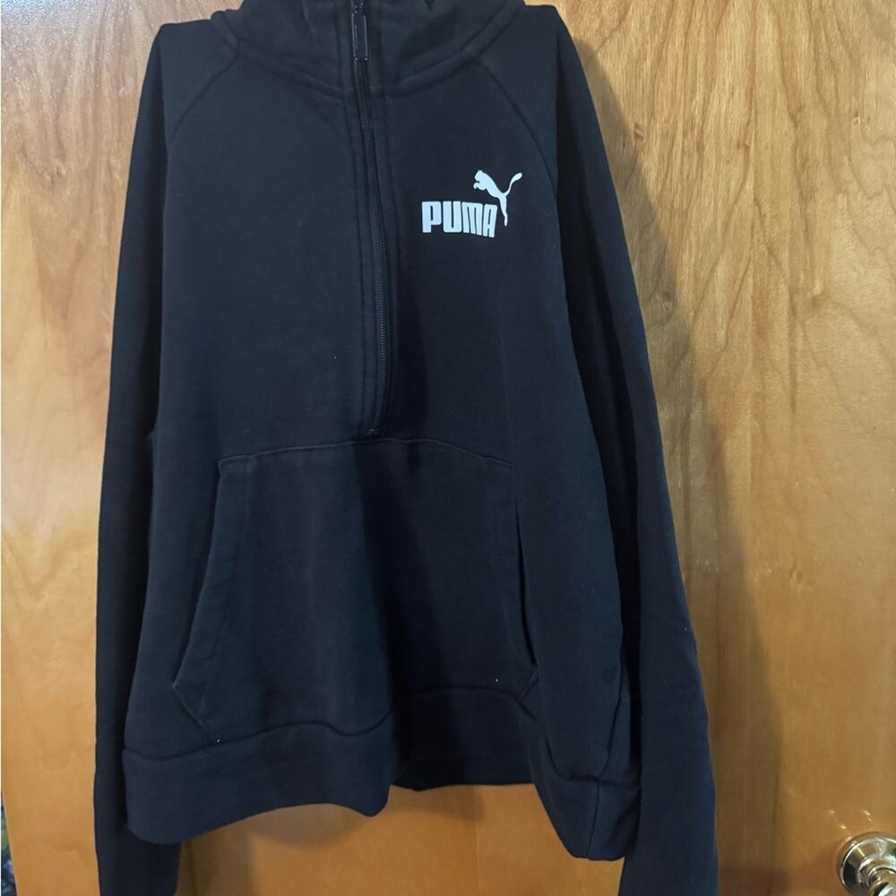 Puma Black Hoodie Sweatshirt - size M